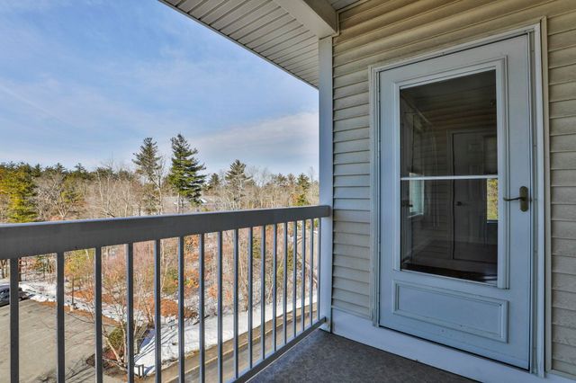 10 Braemoor Woods Rd Apt 401, Salem, NH 03079