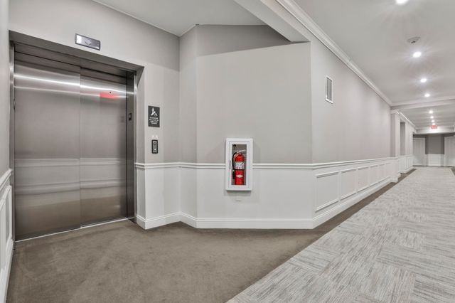 10 Braemoor Woods Rd Apt 401, Salem, NH 03079