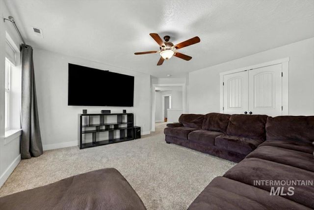 16949 Butterfly Ridge Rd, Caldwell, ID 83607