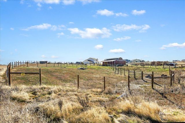 16949 Butterfly Ridge Rd, Caldwell, ID 83607