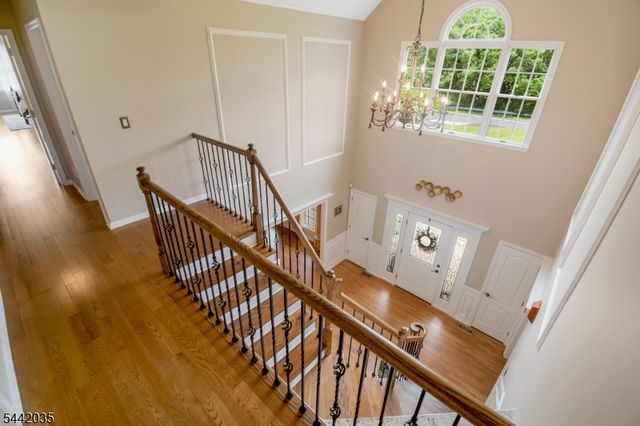 23 Deer Path, Hillsborough Twp., NJ 08844