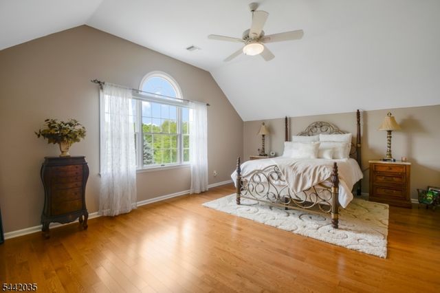 23 Deer Path, Hillsborough Twp., NJ 08844
