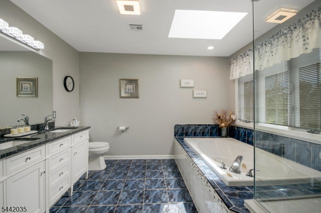 23 Deer Path, Hillsborough Twp., NJ 08844
