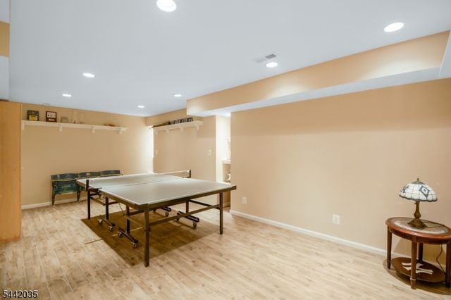 23 Deer Path, Hillsborough Twp., NJ 08844
