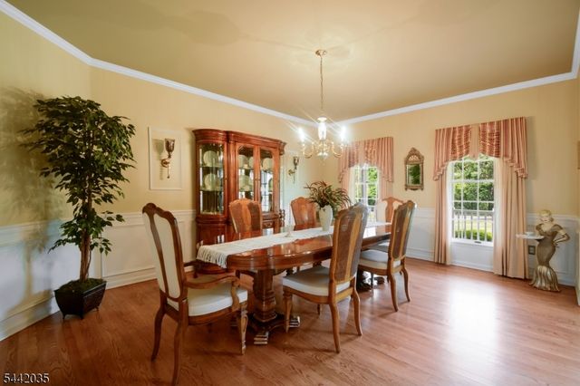 23 Deer Path, Hillsborough Twp., NJ 08844
