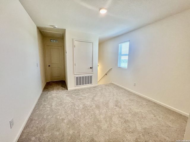 803 Dark Lark, Adkins, TX 78101