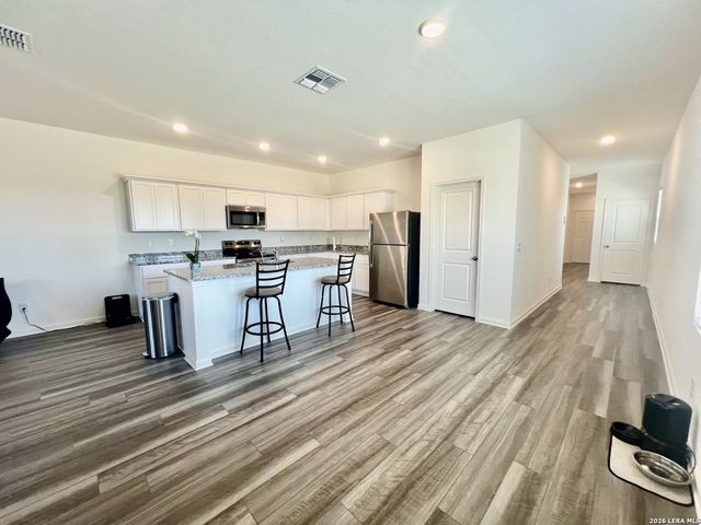 803 Dark Lark, Adkins, TX 78101