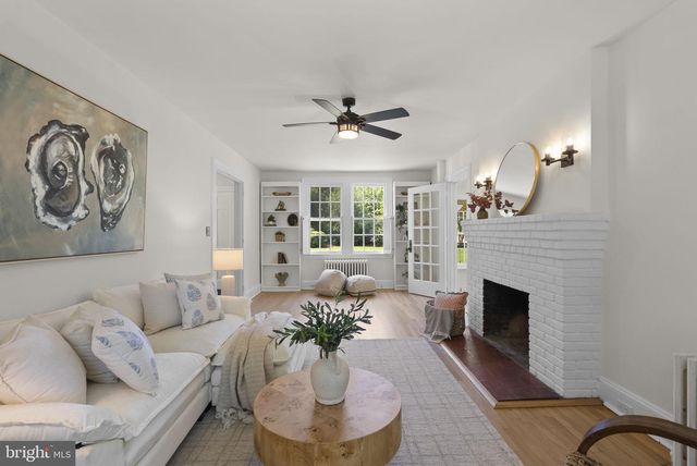 202 WARDOUR DR, Annapolis, MD 21401