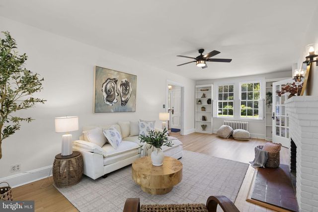 202 WARDOUR DR, Annapolis, MD 21401