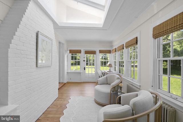 202 WARDOUR DR, Annapolis, MD 21401