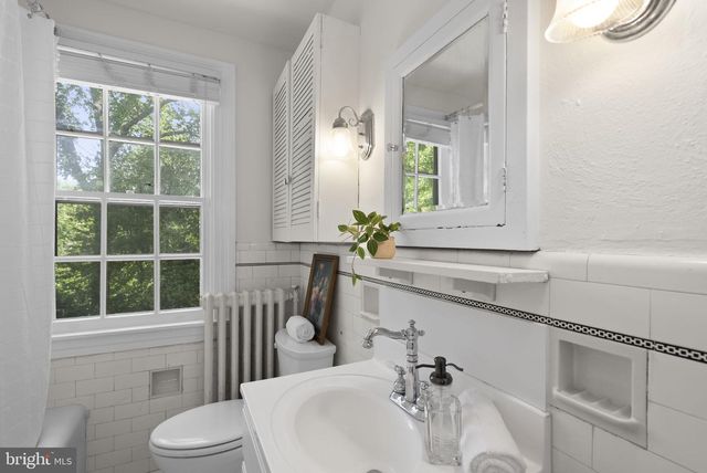 202 WARDOUR DR, Annapolis, MD 21401