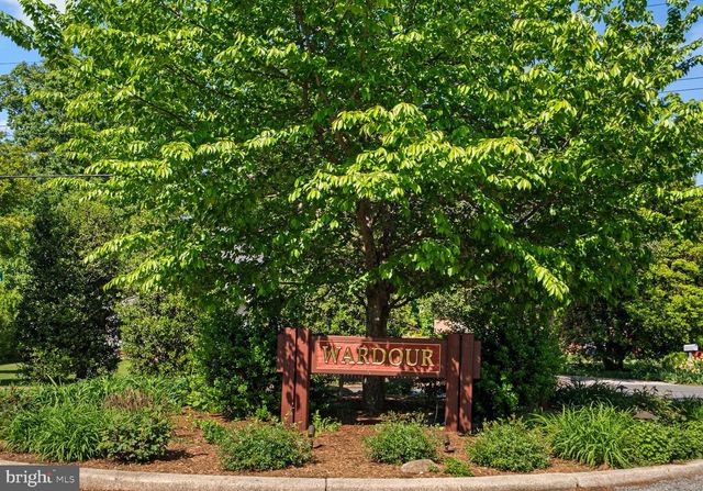 202 WARDOUR DR, Annapolis, MD 21401