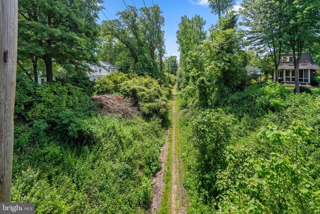 202 WARDOUR DR, Annapolis, MD 21401