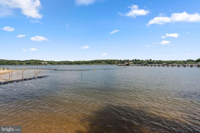 202 WARDOUR DR, Annapolis, MD 21401
