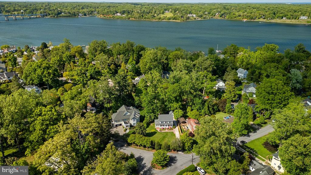 202 WARDOUR DR, Annapolis, MD 21401