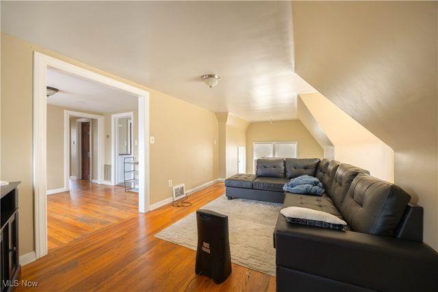 21051 S Lake Shore Boulevard, Euclid, OH 44123