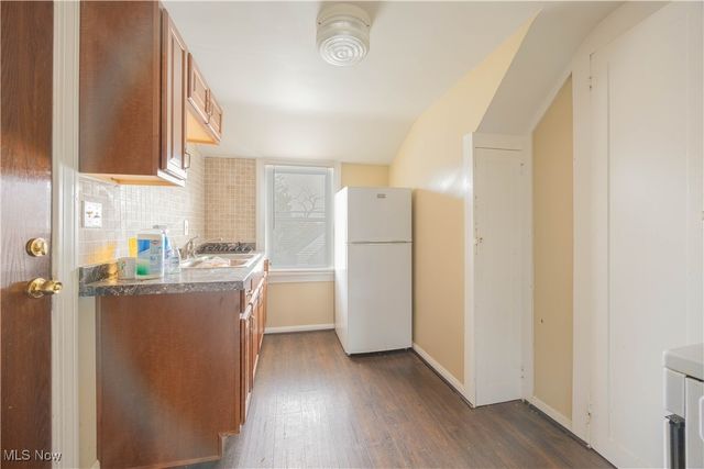 21051 S Lake Shore Boulevard, Euclid, OH 44123