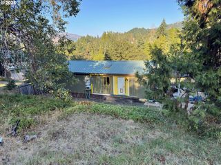 123 MOUNTAIN VIEW, Glide, OR 97443