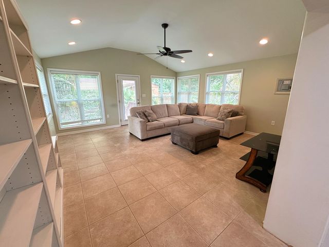 2039 Bishop Drive, Charleston, SC 29414