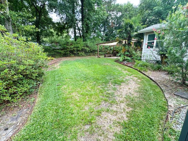 2039 Bishop Drive, Charleston, SC 29414
