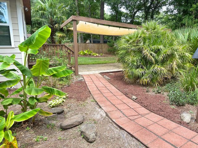 2039 Bishop Drive, Charleston, SC 29414