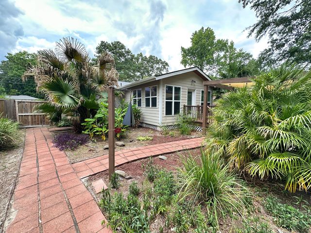2039 Bishop Drive, Charleston, SC 29414