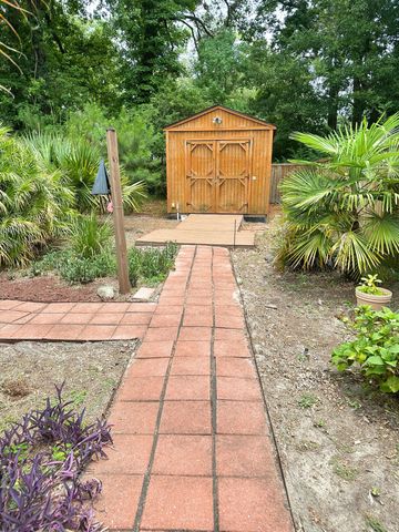2039 Bishop Drive, Charleston, SC 29414