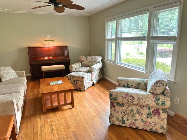 2039 Bishop Drive, Charleston, SC 29414