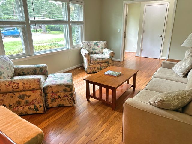 2039 Bishop Drive, Charleston, SC 29414