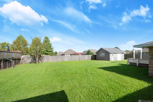 5215 Gloria St, Zachary, LA 70791