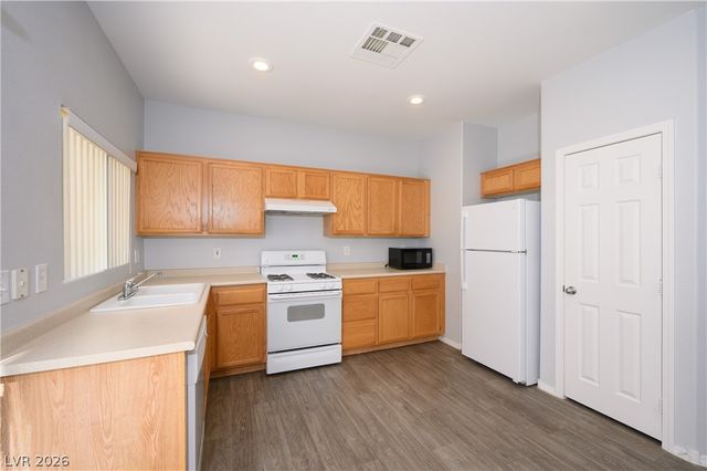 10637 Chickasaw Cedar Court, Las Vegas, NV 89129