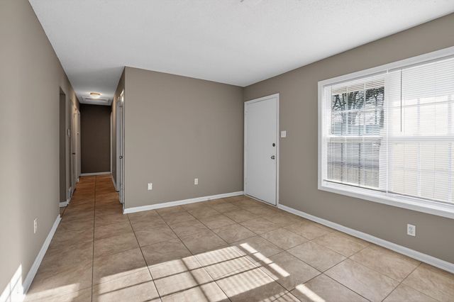 4989 MIKE DR, Memphis, TN 38127