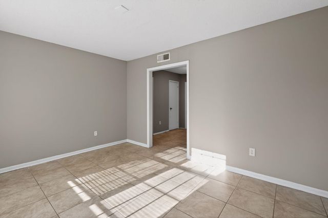 4989 MIKE DR, Memphis, TN 38127