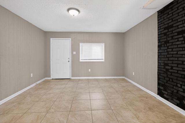 4989 MIKE DR, Memphis, TN 38127