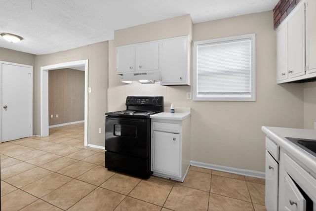 4989 MIKE DR, Memphis, TN 38127