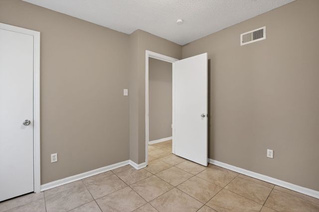 4989 MIKE DR, Memphis, TN 38127