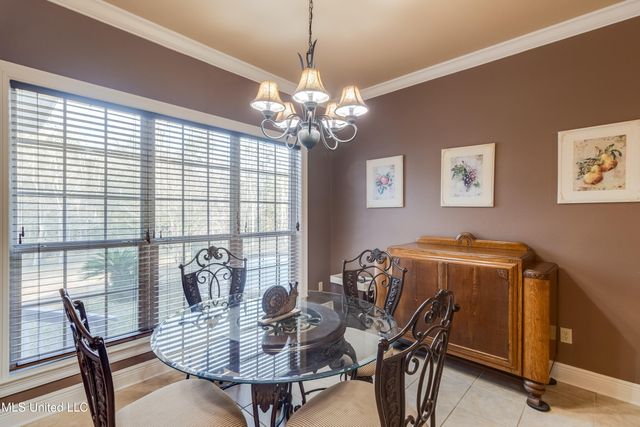 11827 River Estates Circle, Biloxi, MS 39532