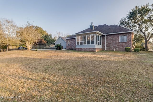 11827 River Estates Circle, Biloxi, MS 39532