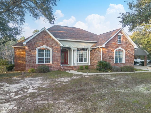 11827 River Estates Circle, Biloxi, MS 39532