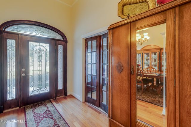 11827 River Estates Circle, Biloxi, MS 39532