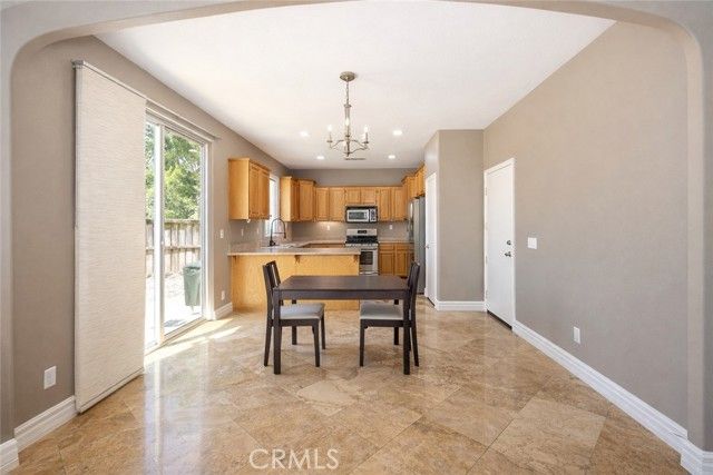 11964 Limestone Court, Yucaipa, CA 92399