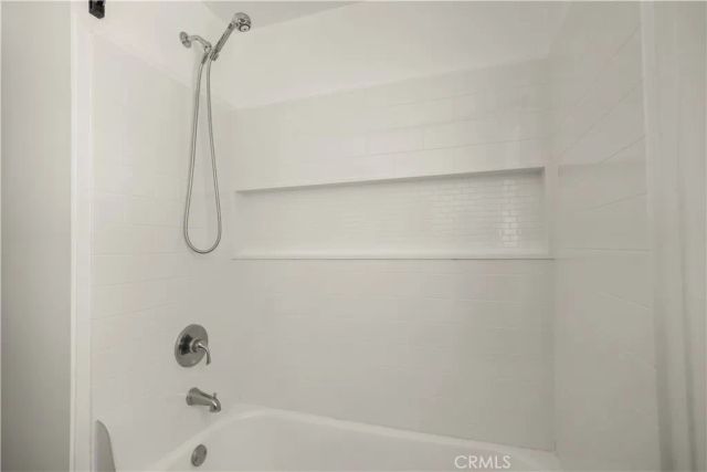2804 Pomona, Bakersfield, CA 93305