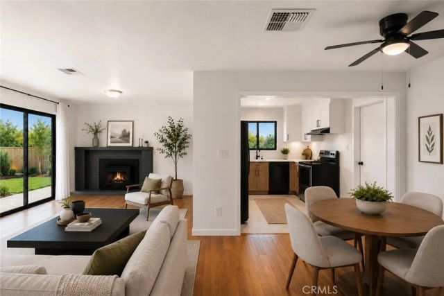 2804 Pomona, Bakersfield, CA 93305