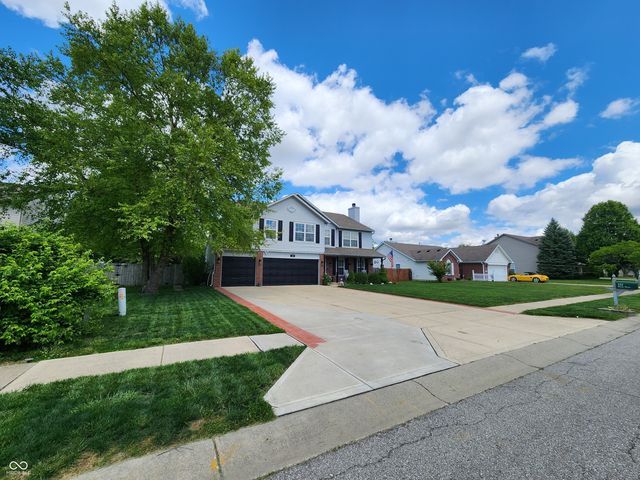 152 Davis Drive, Whiteland, IN 46184