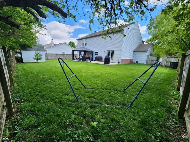 152 Davis Drive, Whiteland, IN 46184