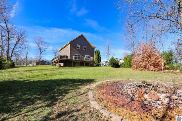 282 Vista Dr, Gilbertsville, KY 42044