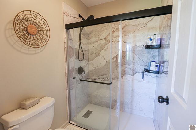 282 Vista Dr, Gilbertsville, KY 42044