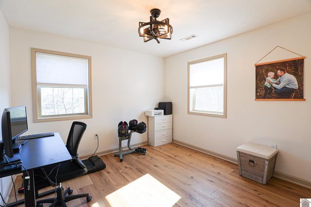 282 Vista Dr, Gilbertsville, KY 42044