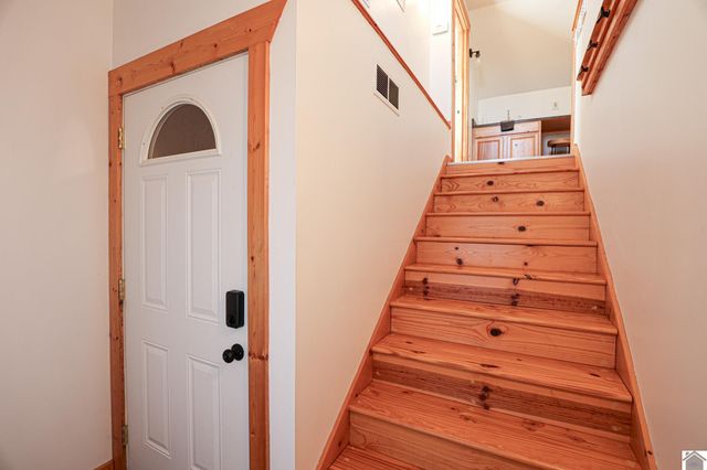 282 Vista Dr, Gilbertsville, KY 42044