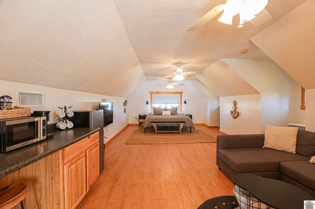 282 Vista Dr, Gilbertsville, KY 42044